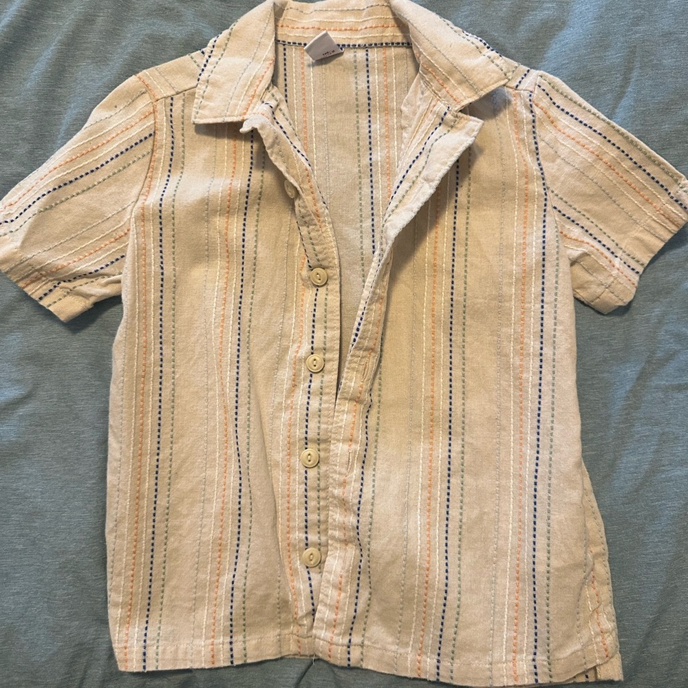 Size 5T Striped Short Sleeve Shirt